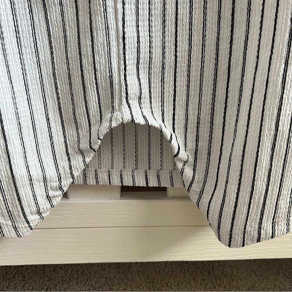 ZARA black and white striped cropped top - Picture 3 of 7